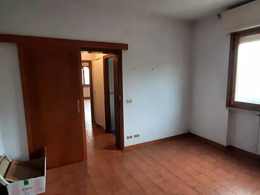Immagine 18 di Appartamento in vendita  a Rosignano Marittimo