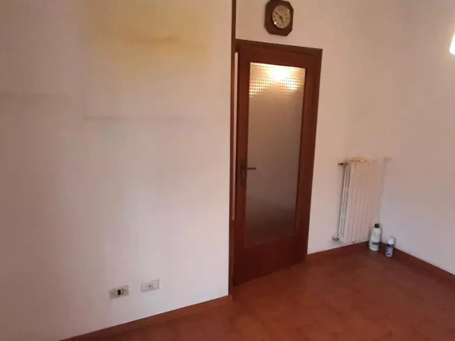Immagine 11 di Appartamento in vendita  a Rosignano Marittimo