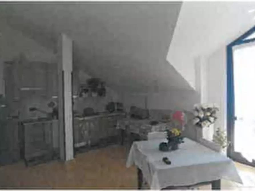 Immagine 4 di Mansarda in vendita  a None