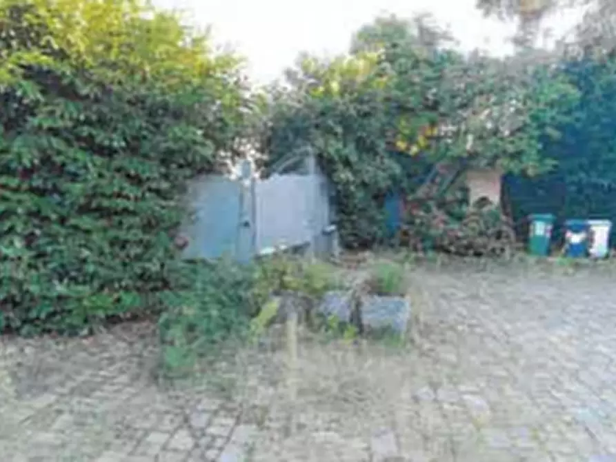 Immagine 5 di Villa in vendita  a Rivoli