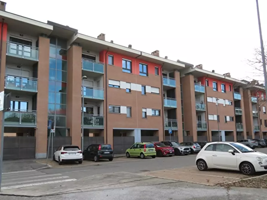Immagine 2 di Appartamento in vendita  a Grugliasco