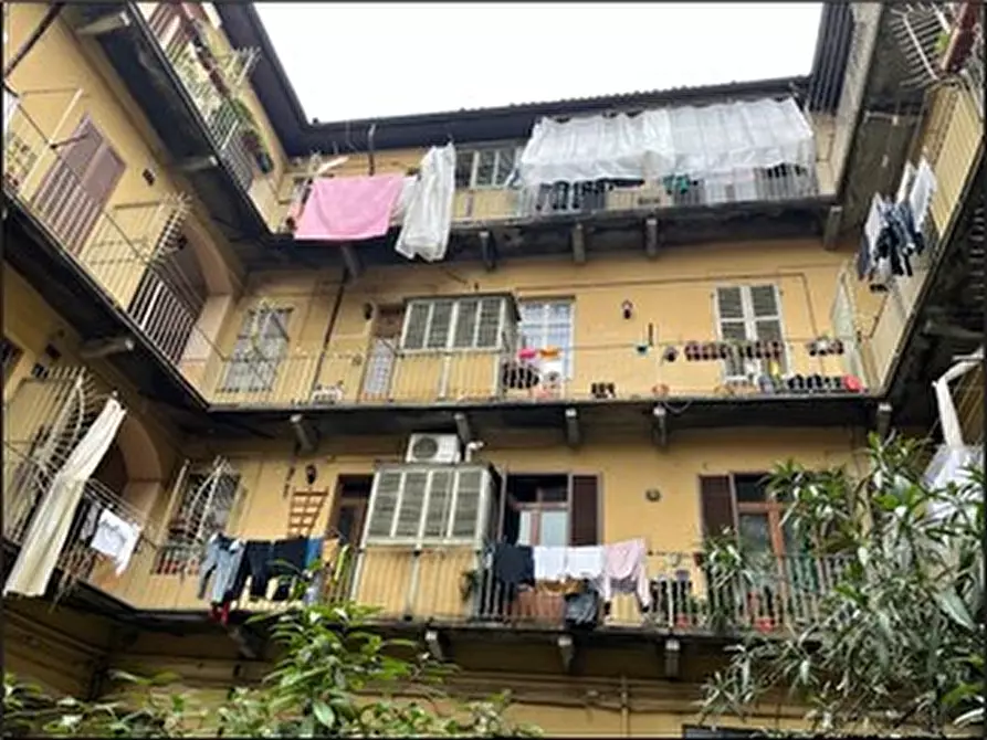 Immagine 2 di Appartamento in vendita  a Torino