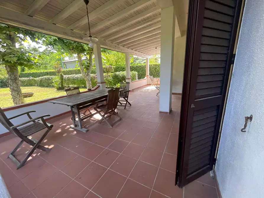Immagine 5 di Casa indipendente in vendita  a Massa