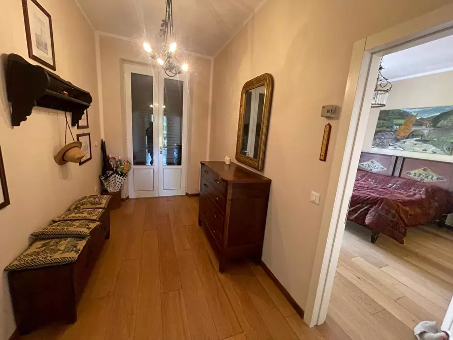 Immagine 20 di Casa indipendente in vendita  a Massa