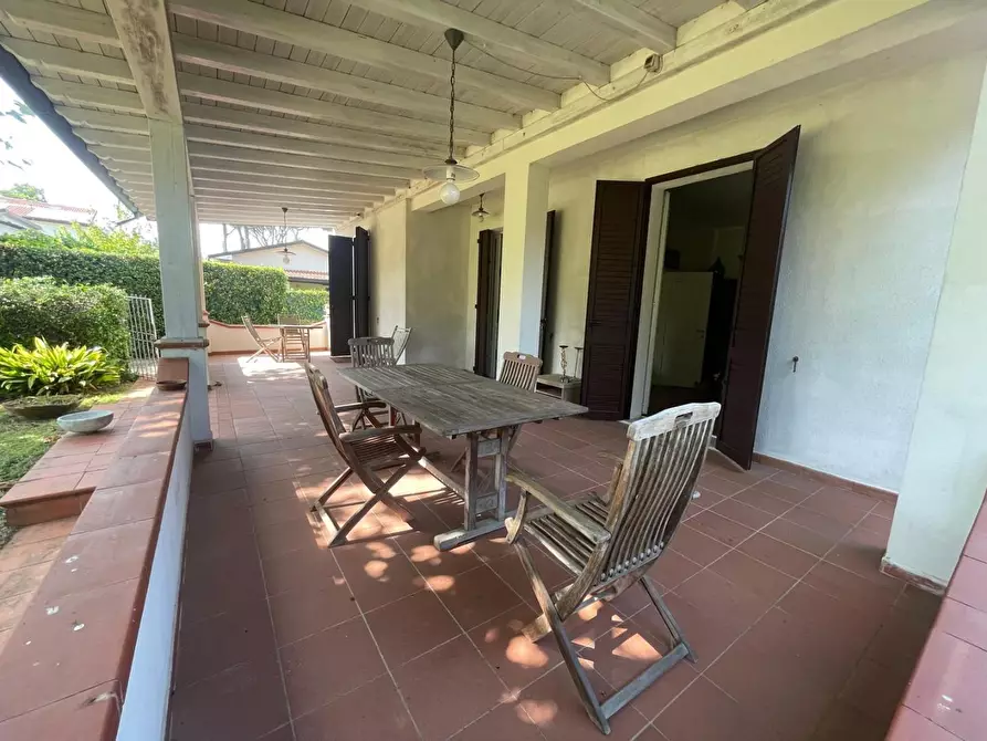 Immagine 4 di Casa indipendente in vendita  a Massa