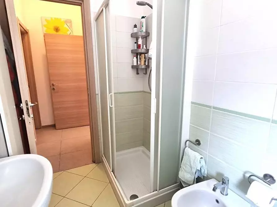 Immagine 14 di Casa indipendente in vendita  a Viareggio