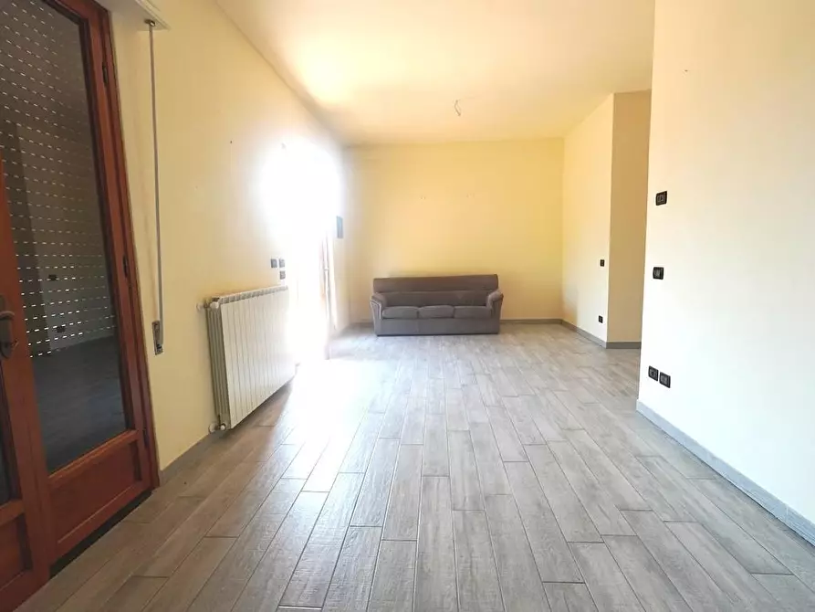 Immagine 8 di Appartamento in vendita  a Lucca