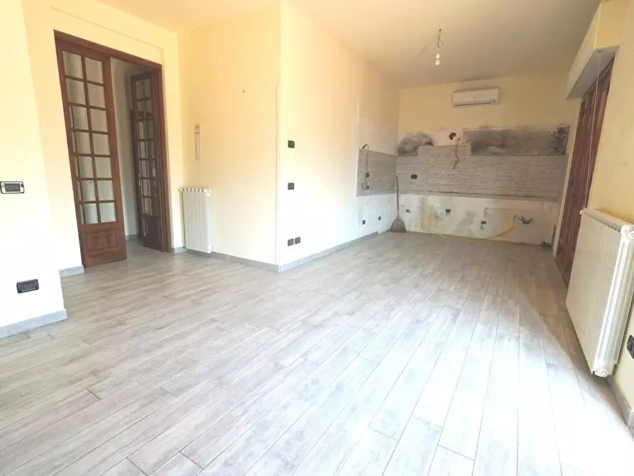 Immagine 6 di Appartamento in vendita  a Lucca