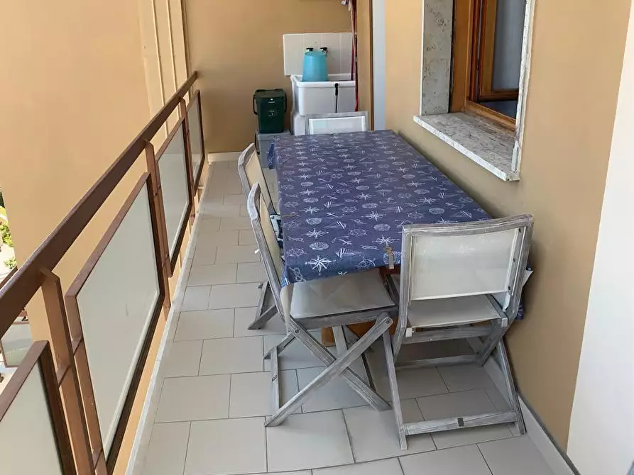 Immagine 12 di Appartamento in affitto  a Viareggio