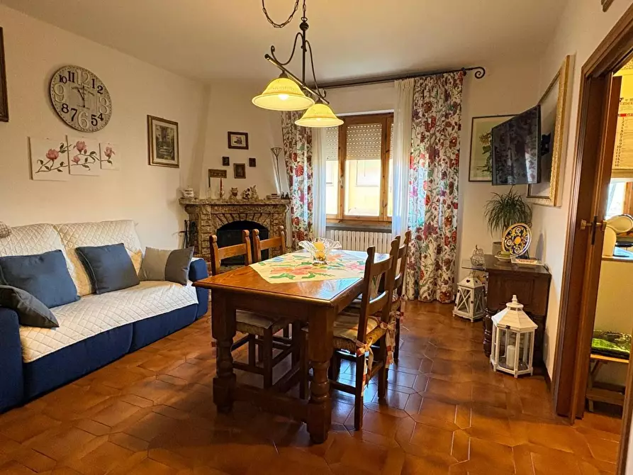 Immagine 3 di Appartamento in vendita  a Cecina