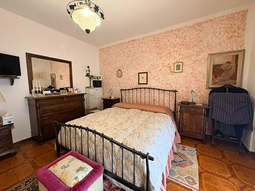 Immagine 18 di Appartamento in vendita  a Cecina