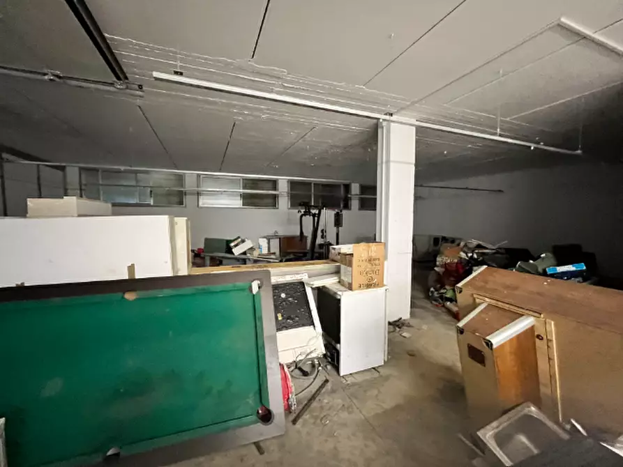 Immagine 1 di Laboratorio in vendita  a Treviolo