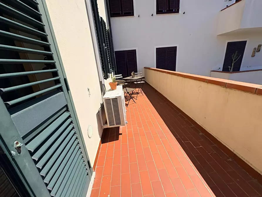 Immagine 8 di Appartamento in vendita  a Cecina