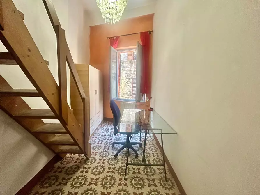 Immagine 3 di Appartamento in vendita  a Siena