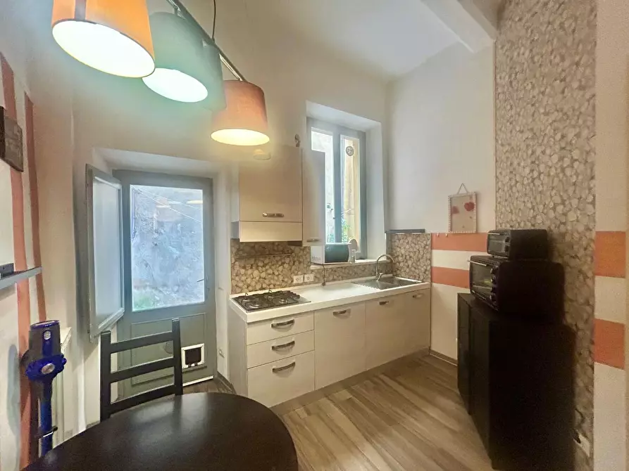 Immagine 1 di Appartamento in vendita  a Siena