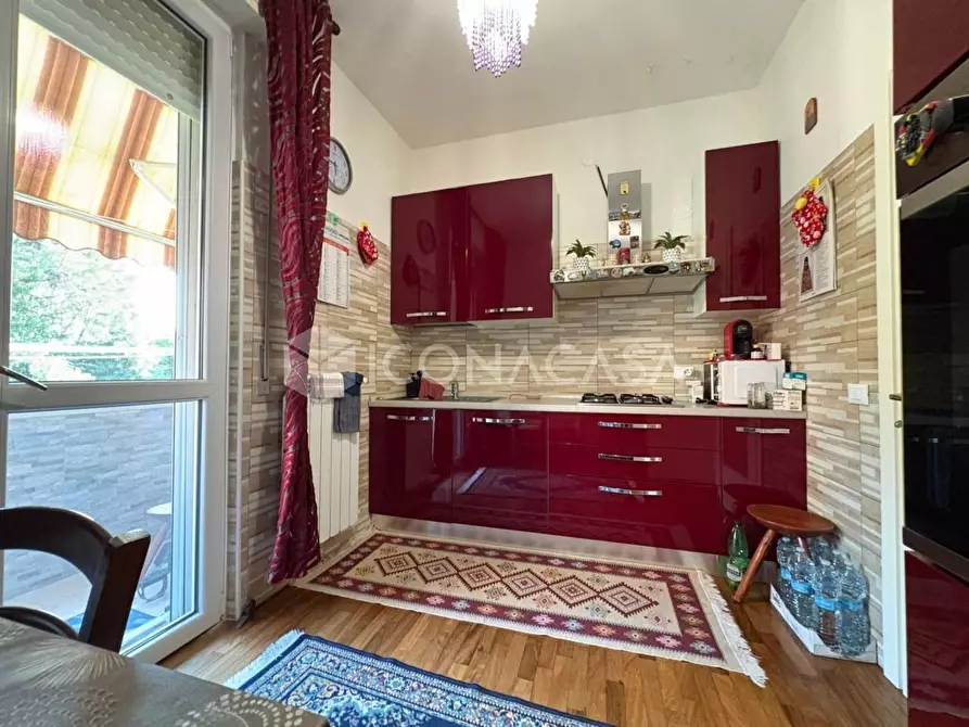 Immagine 12 di Appartamento in vendita  a Pontedera