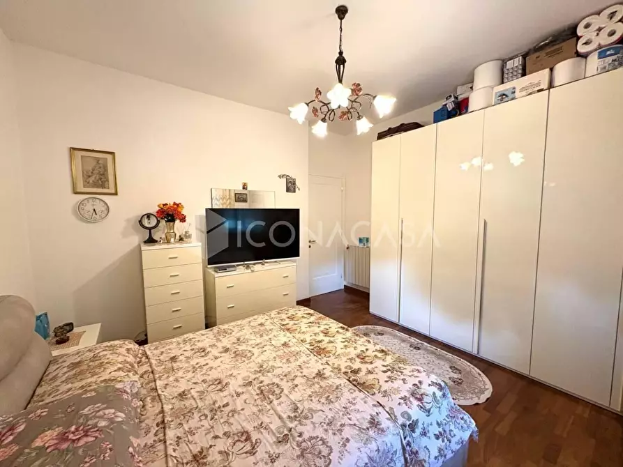 Immagine 21 di Appartamento in vendita  a Pontedera