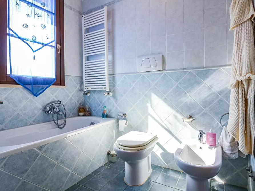 Immagine 25 di Casa bifamiliare in vendita  a San Giuliano Terme