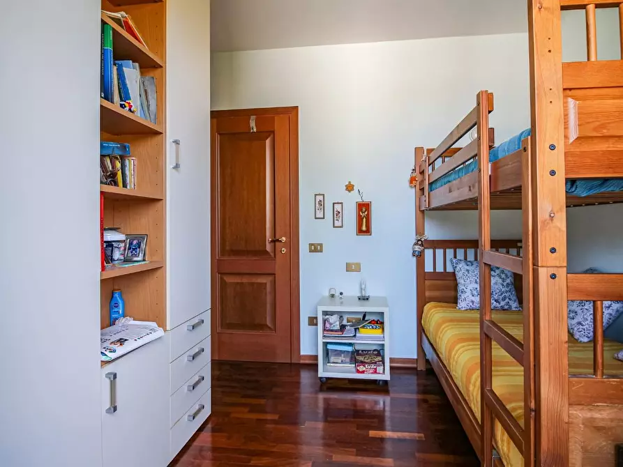 Immagine 19 di Casa bifamiliare in vendita  a San Giuliano Terme