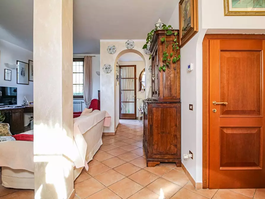 Immagine 7 di Casa bifamiliare in vendita  a San Giuliano Terme