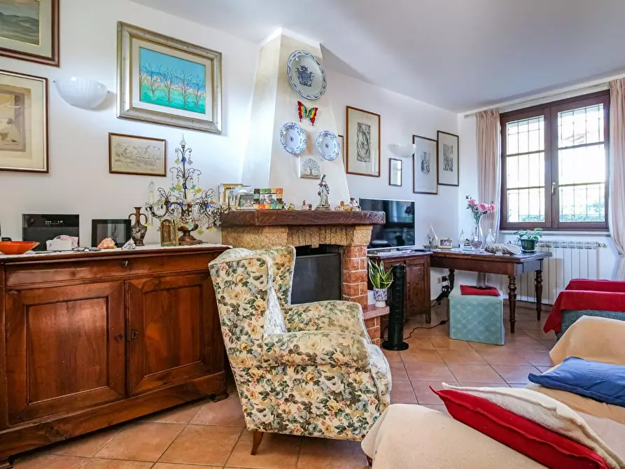 Immagine 5 di Casa bifamiliare in vendita  a San Giuliano Terme