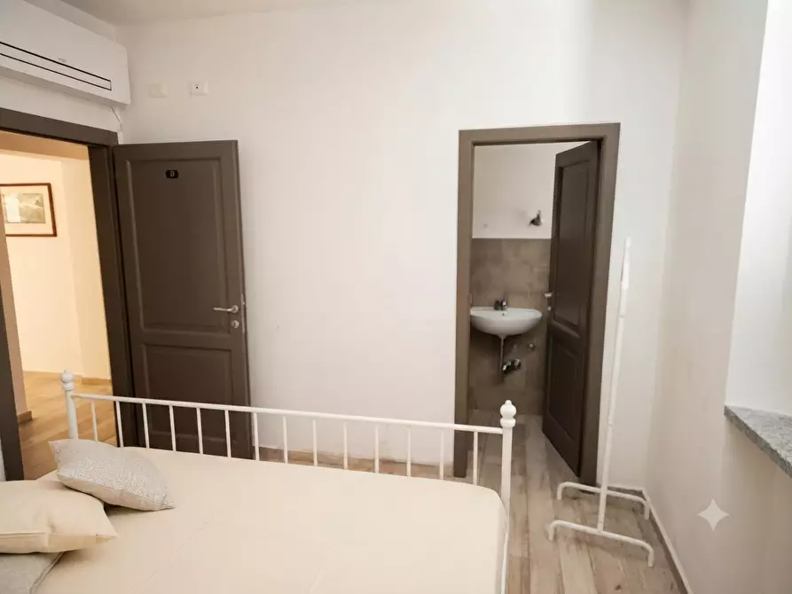 Immagine 11 di Casa semindipendente in vendita  a Rosignano Marittimo