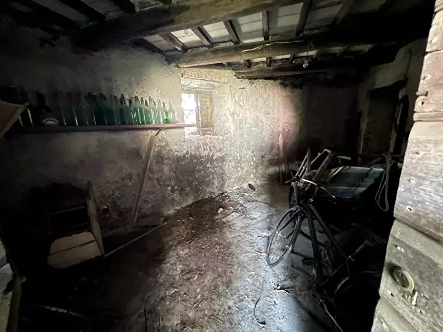Immagine 40 di Terratetto in vendita  a Massa