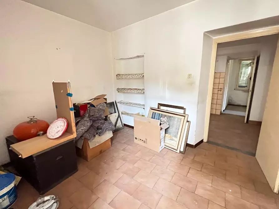 Immagine 11 di Terratetto in vendita  a Massa