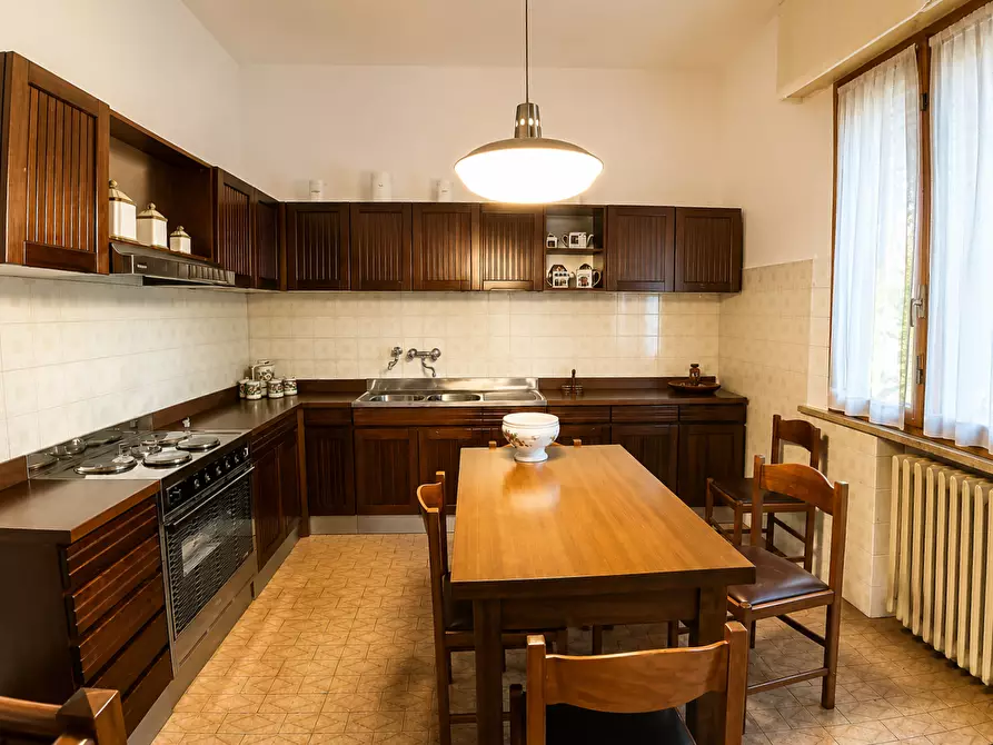 Immagine 7 di Villa in vendita  a Sovicille