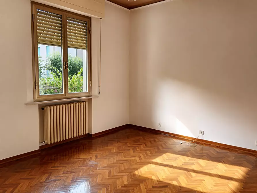 Immagine 10 di Villa in vendita  a Sovicille