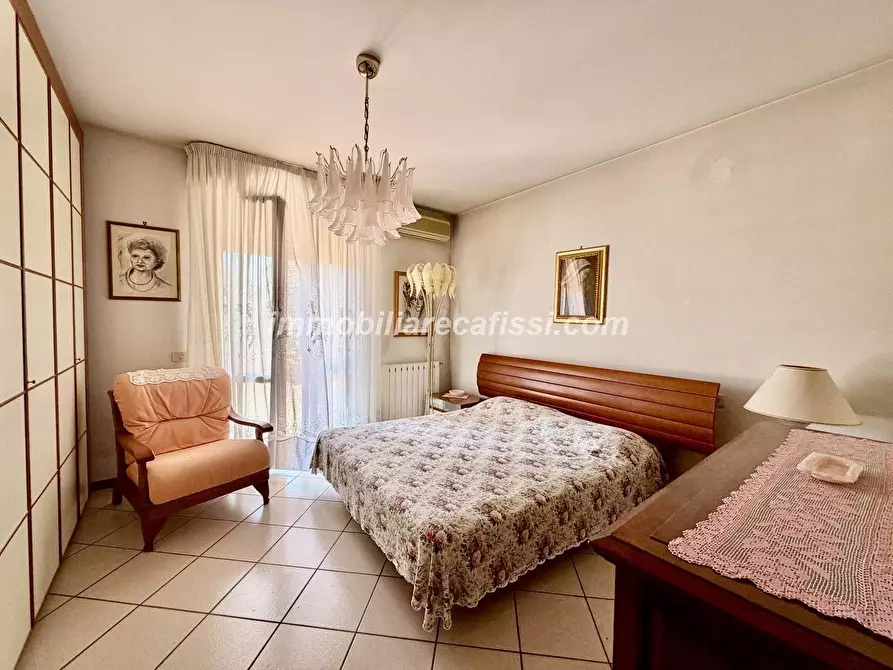 Immagine 9 di Appartamento in vendita  a Carmignano