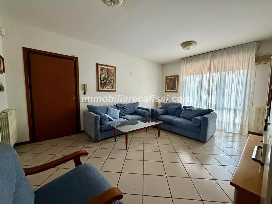 Immagine 3 di Appartamento in vendita  a Carmignano