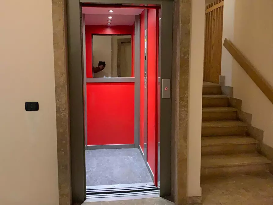 Immagine 23 di Appartamento in affitto  a Pisa