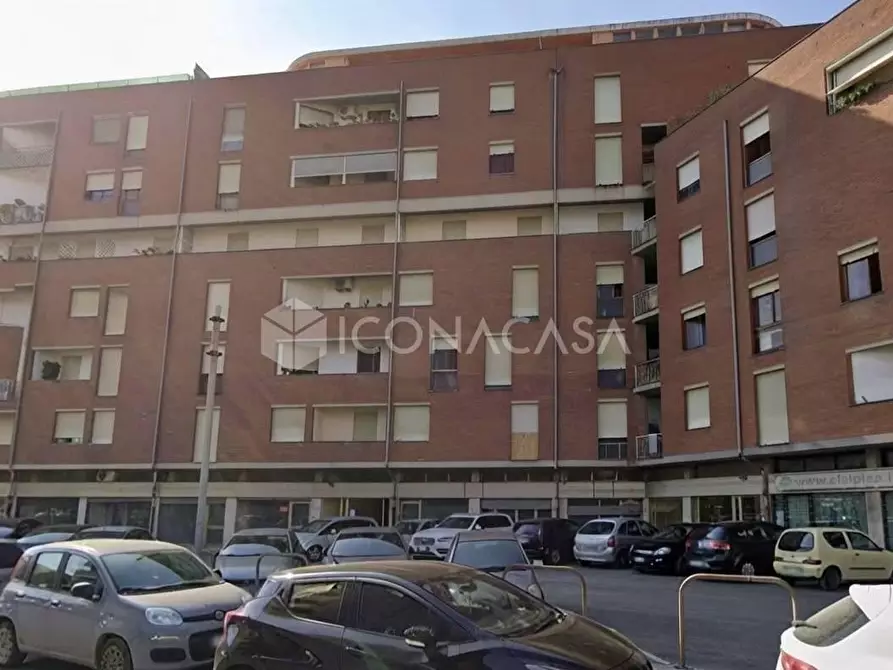 Immagine 21 di Appartamento in vendita  a Pontedera