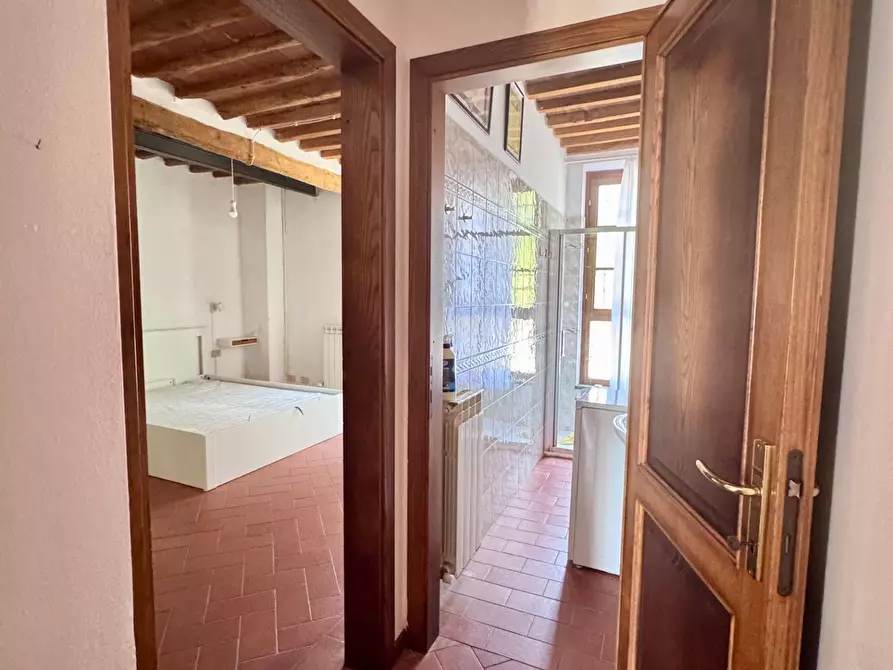 Immagine 5 di Appartamento in vendita  a Pisa