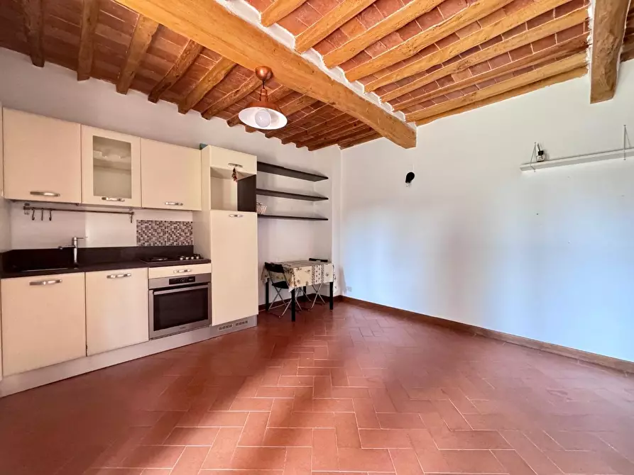 Immagine 1 di Appartamento in vendita  a Pisa