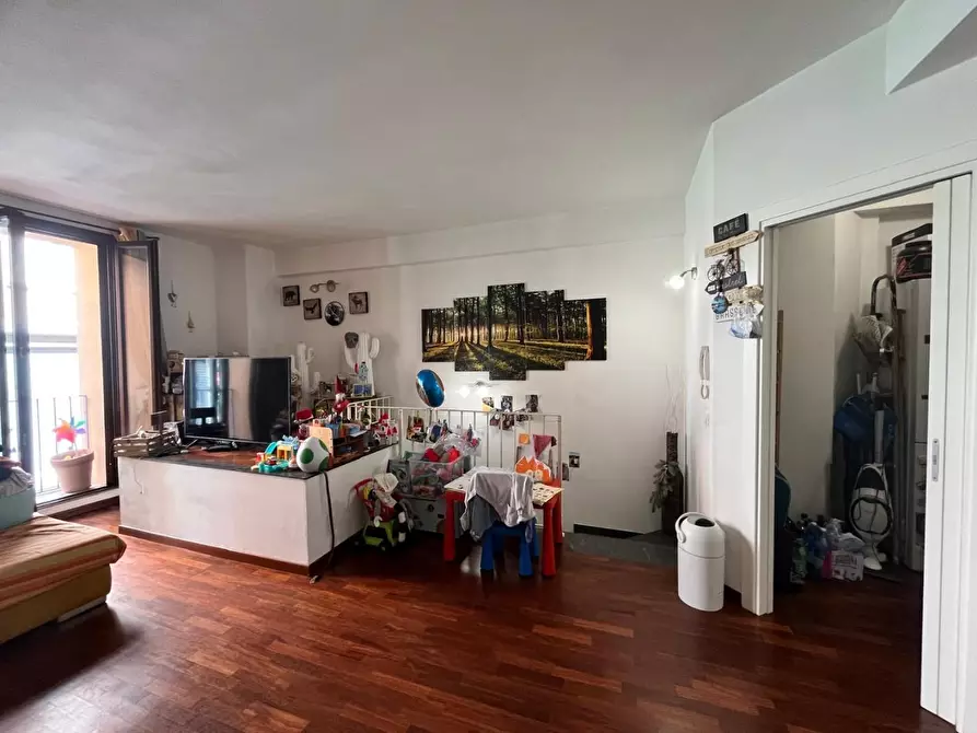 Immagine 3 di Appartamento in vendita  a Livorno