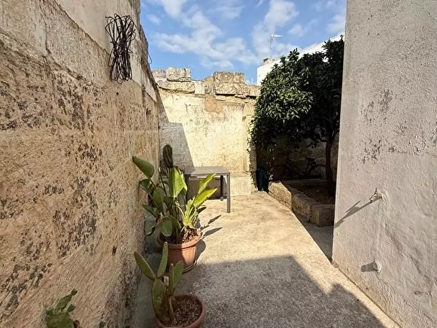 Immagine 11 di Appartamento in vendita  a Alessano