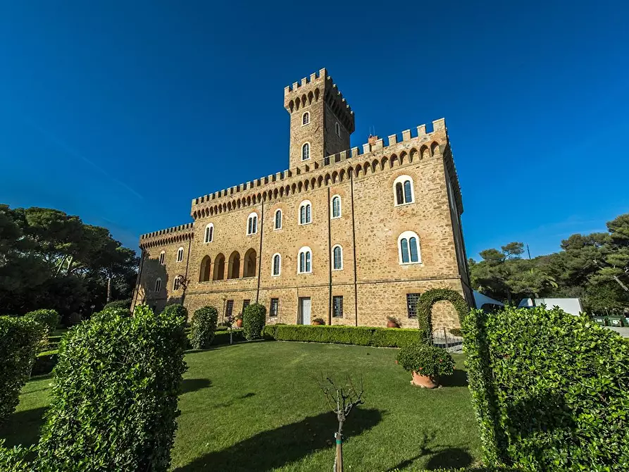 Immagine 6 di Appartamento in vendita  a Rosignano Marittimo