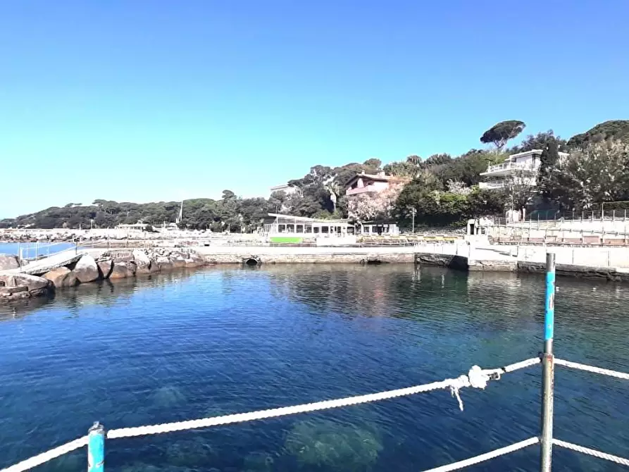 Immagine 2 di Appartamento in vendita  a Rosignano Marittimo