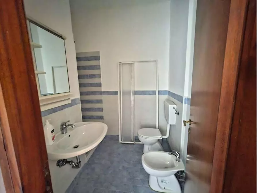 Immagine 8 di Appartamento in vendita  a Sarzana