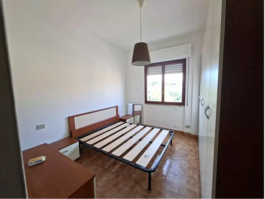 Immagine 10 di Appartamento in vendita  a Sarzana