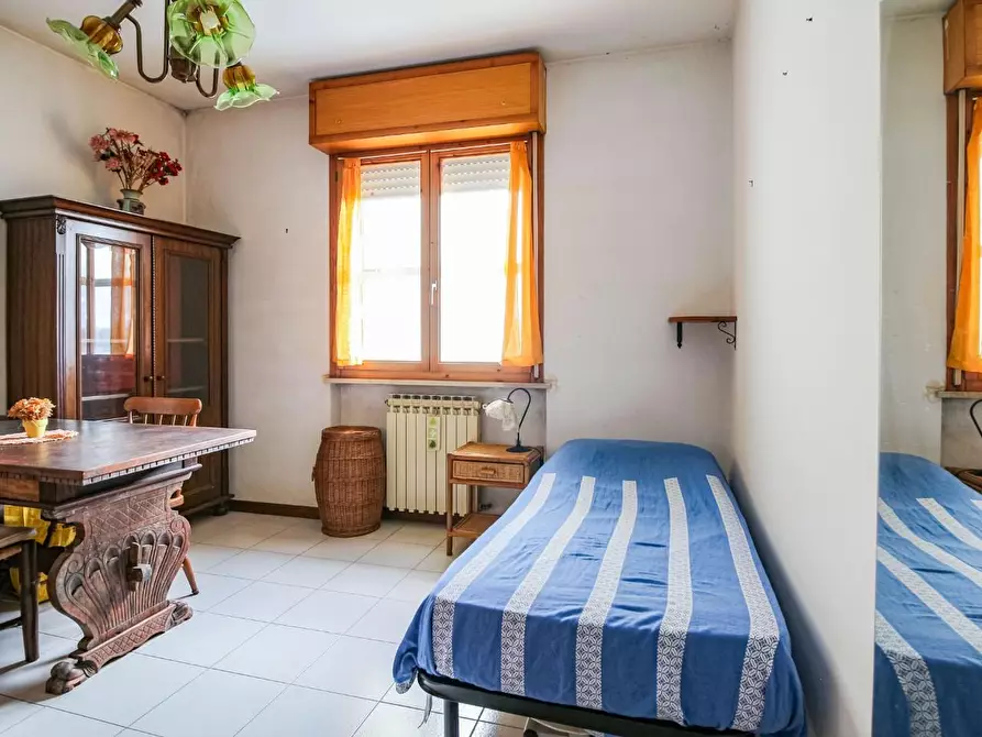 Immagine 17 di Appartamento in vendita  a Pisa