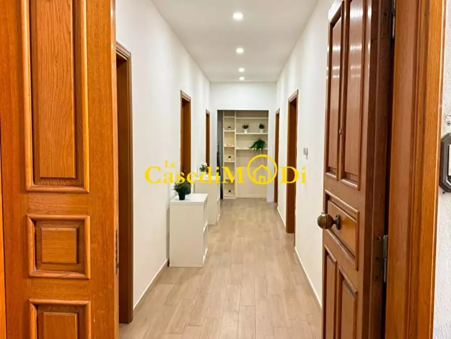 Immagine 6 di Appartamento in vendita  a Livorno
