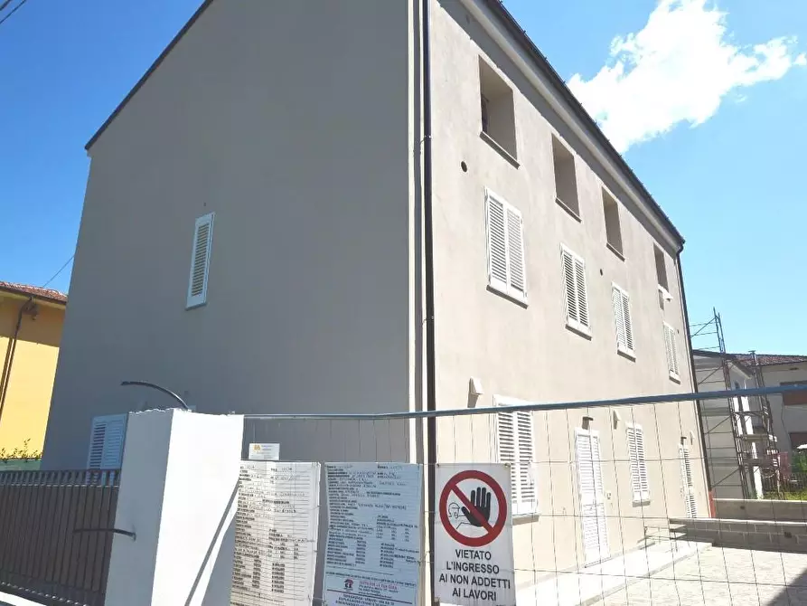 Immagine 18 di Mansarda in vendita  a Lucca