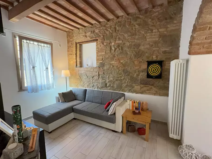 Immagine 12 di Appartamento in vendita  a Chianni