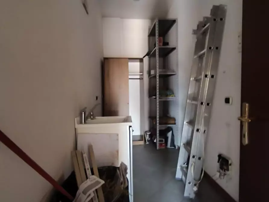 Immagine 9 di Appartamento in vendita  a Castelnuovo Magra
