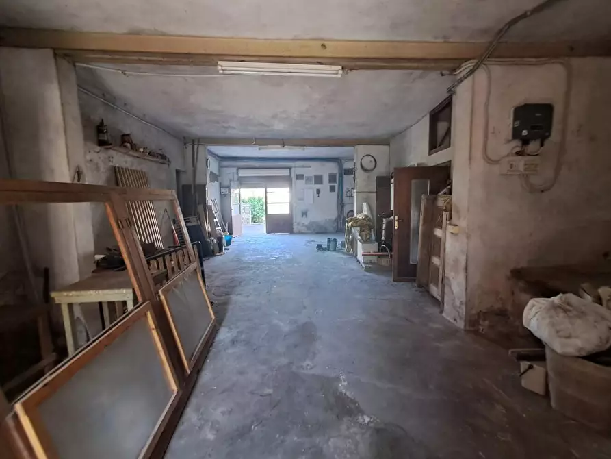 Immagine 17 di Appartamento in vendita  a Buti