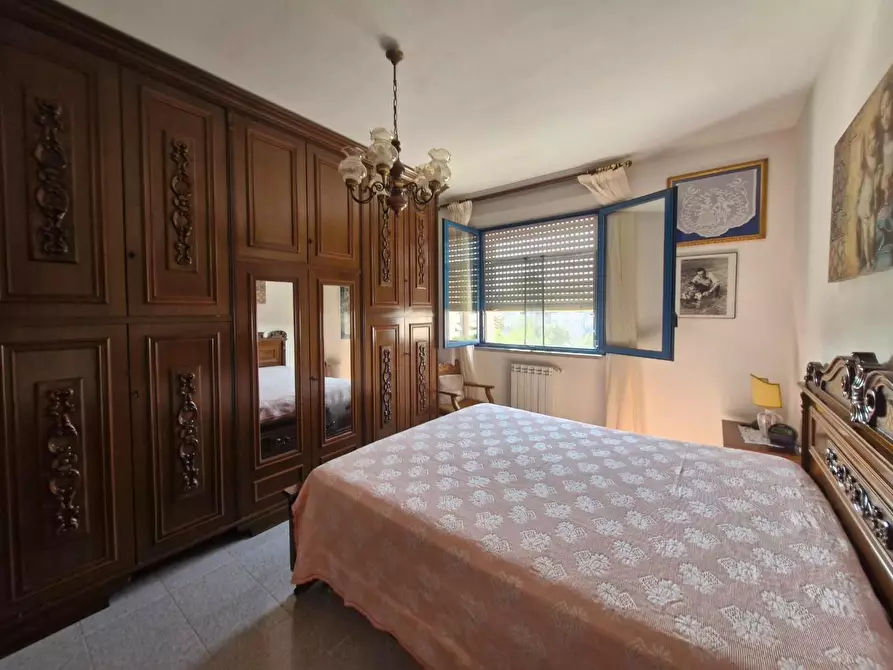 Immagine 10 di Appartamento in vendita  a Campiglia Marittima