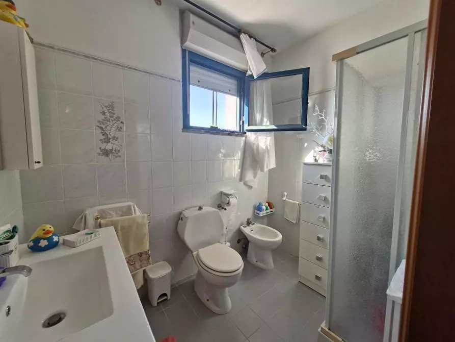 Immagine 11 di Appartamento in vendita  a Campiglia Marittima